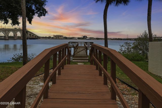 944 S Peninsula Dr Apt 501, Daytona Beach, FL 32118