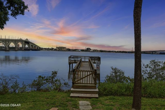 944 S Peninsula Dr Apt 501, Daytona Beach, FL 32118