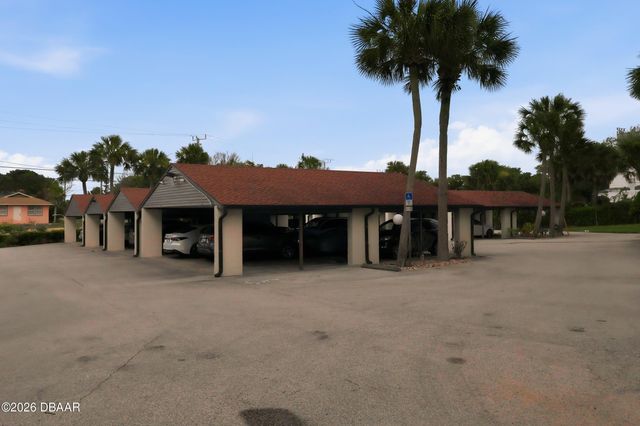 944 S Peninsula Dr Apt 501, Daytona Beach, FL 32118