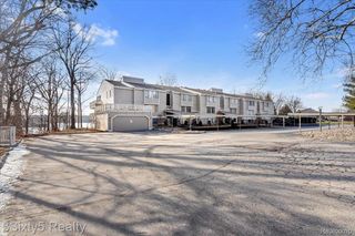 1731 Cliffs Landing 202, Ypsilanti, MI 48198