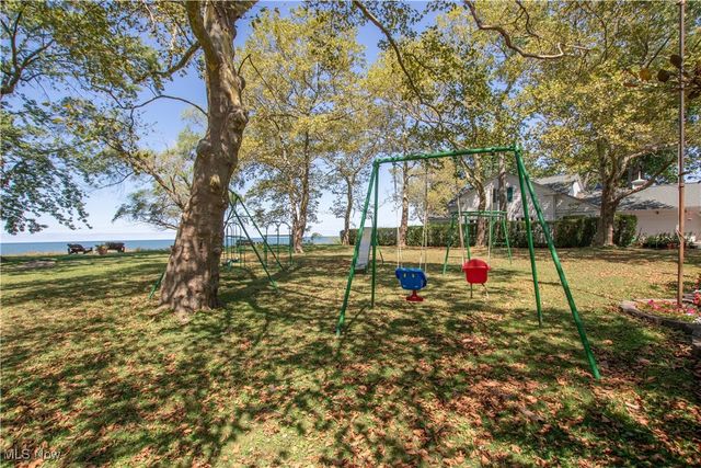 104 E 219th Street, Euclid, OH 44123