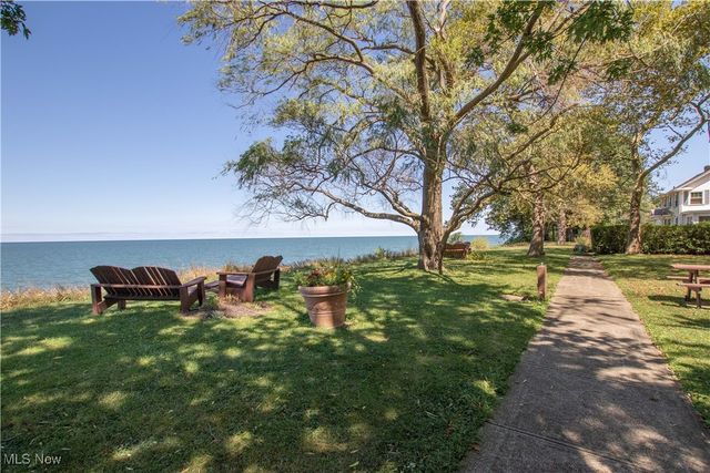 104 E 219th Street, Euclid, OH 44123