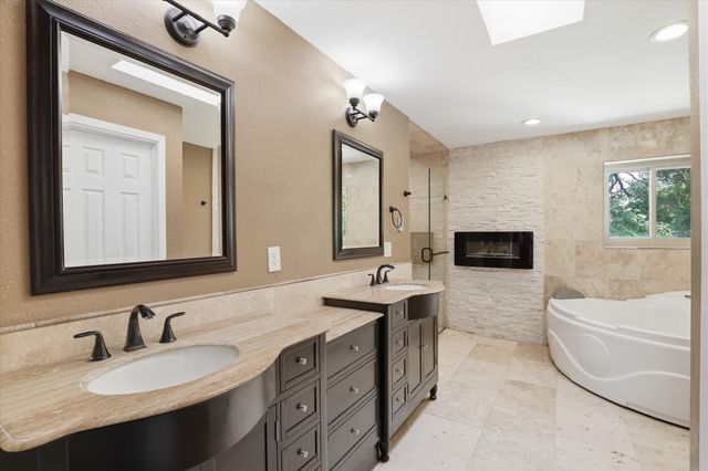 2613 Country Valley Road, Garland, TX 75043