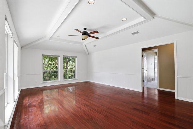 2613 Country Valley Road, Garland, TX 75043