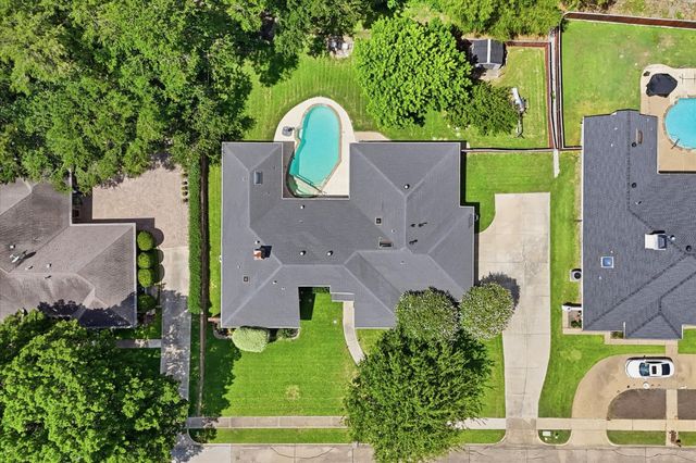 2613 Country Valley Road, Garland, TX 75043