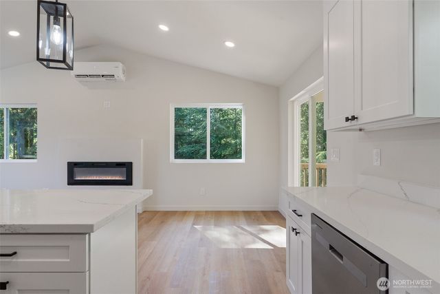 23415 Coyne Road, Granite Falls, WA 98252