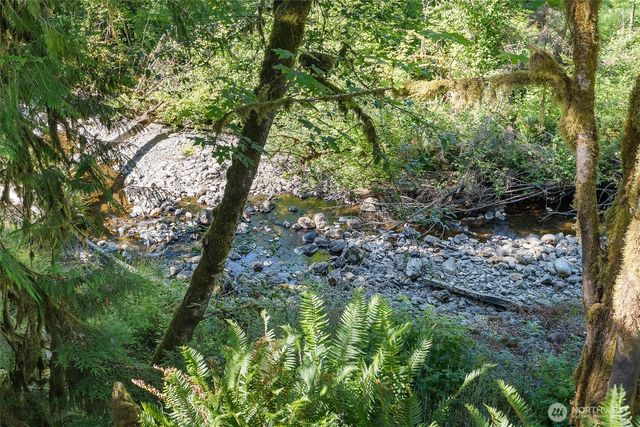23415 Coyne Road, Granite Falls, WA 98252