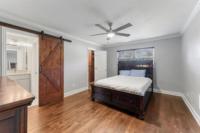 10719 Del Monte Drive, Houston, TX 77042