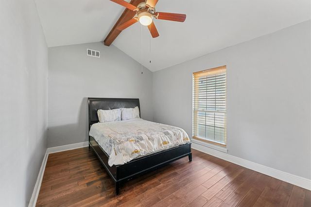 10719 Del Monte Drive, Houston, TX 77042