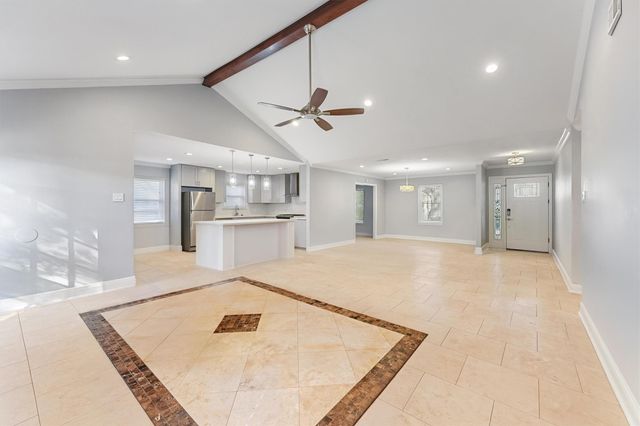 10719 Del Monte Drive, Houston, TX 77042