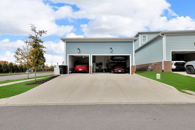 800 Horizon DR, Franklin, TN 37064