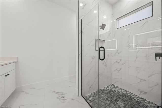 1033 Plymouth ST E, Lehigh Acres, FL 33974