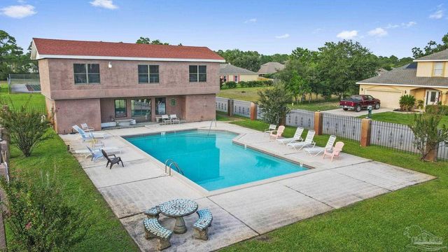 1841 E Smugglers Cove Dr, Gulf Breeze, FL 32563