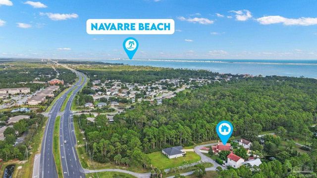 1841 E Smugglers Cove Dr, Gulf Breeze, FL 32563
