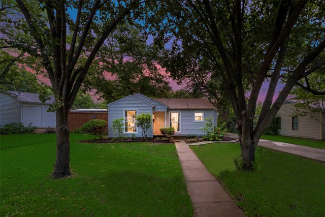 1103 W Russell Avenue, Carrollton, TX 75006