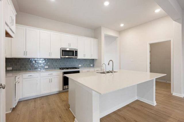 1401 Dog Iron ST, Georgetown, TX 78633