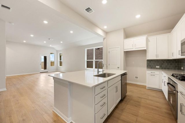 1401 Dog Iron ST, Georgetown, TX 78633