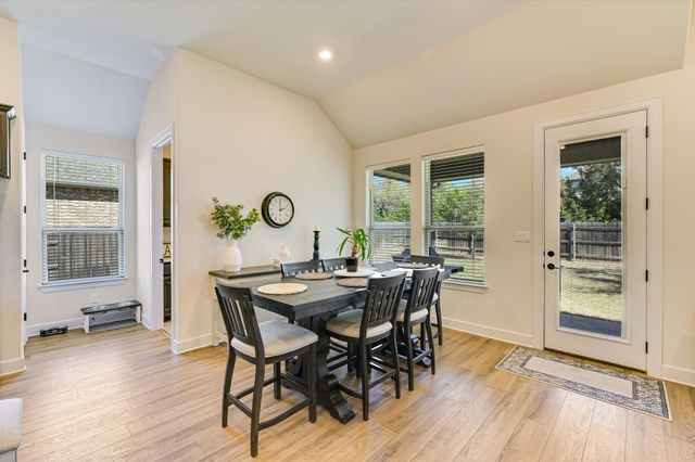 1173 Pink Granite BLVD, Dripping Springs, TX 78620