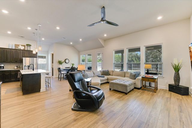 1173 Pink Granite BLVD, Dripping Springs, TX 78620