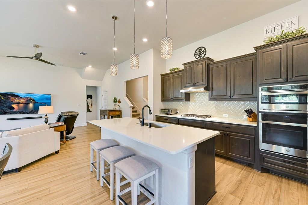 1173 Pink Granite BLVD, Dripping Springs, TX 78620