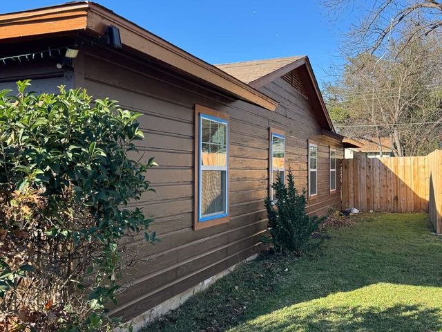 8435 Campanella Drive, Dallas, TX 75243