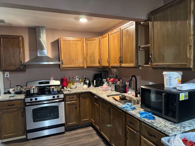 8435 Campanella Drive, Dallas, TX 75243