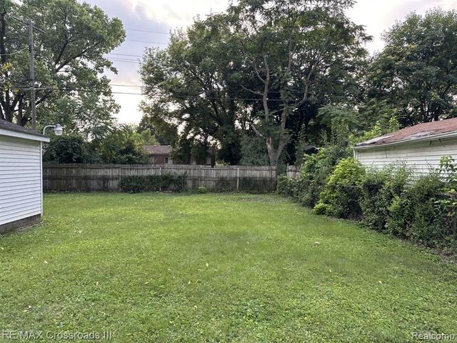 730 Fox Avenue, Ypsilanti, MI 48198