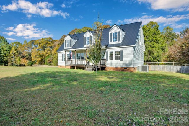 513 Weathers Creek Road, Troutman, NC 28166