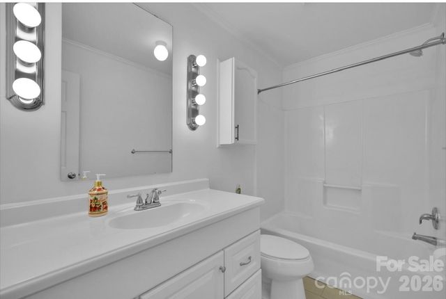 513 Weathers Creek Road, Troutman, NC 28166