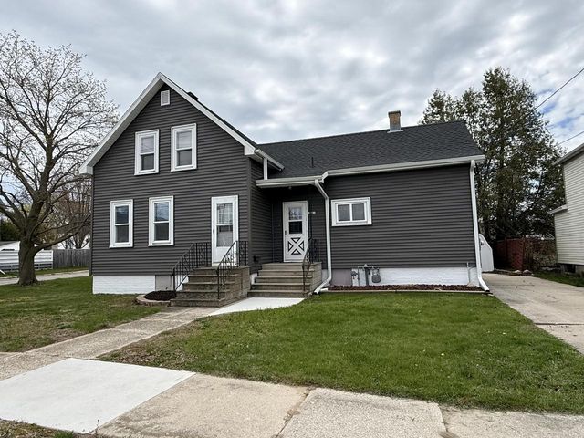 1901 13th STREET, Two Rivers, WI 54241