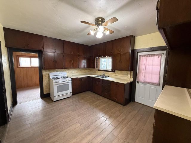 1901 13th STREET, Two Rivers, WI 54241