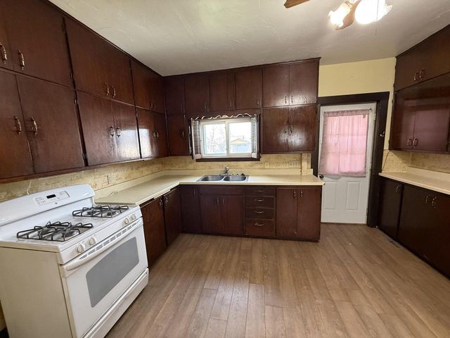 1901 13th STREET, Two Rivers, WI 54241