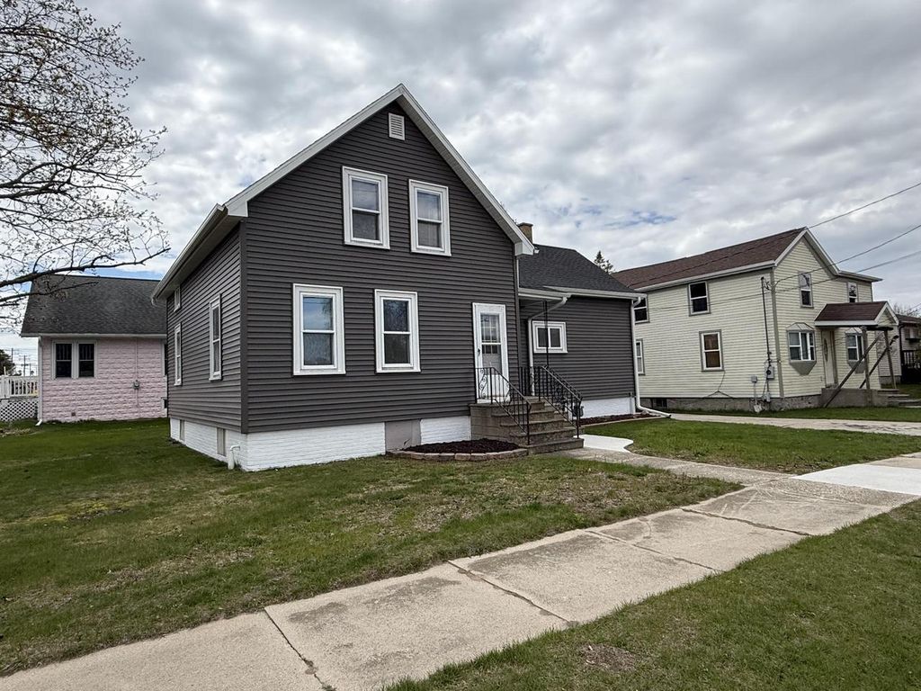 1901 13th STREET, Two Rivers, WI 54241