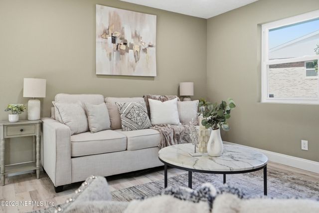 3241 HERMITAGE Road E, Jacksonville, FL 32277