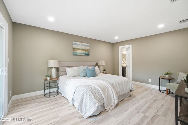 3241 HERMITAGE Road E, Jacksonville, FL 32277