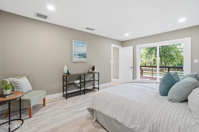 3241 HERMITAGE Road E, Jacksonville, FL 32277