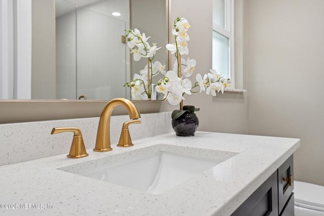 3241 HERMITAGE Road E, Jacksonville, FL 32277