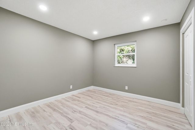 3241 HERMITAGE Road E, Jacksonville, FL 32277