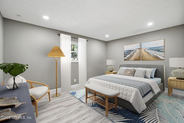 3241 HERMITAGE Road E, Jacksonville, FL 32277