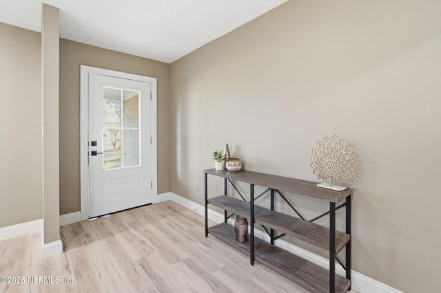 3241 HERMITAGE Road E, Jacksonville, FL 32277