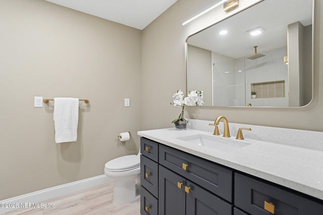 3241 HERMITAGE Road E, Jacksonville, FL 32277