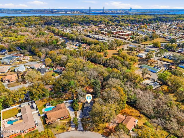 3241 HERMITAGE Road E, Jacksonville, FL 32277