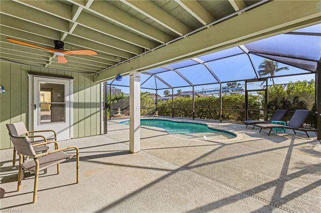 3637 Schooner LN, St. James City, FL 33956