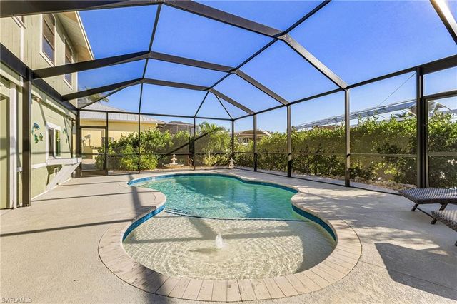 3637 Schooner LN, St. James City, FL 33956