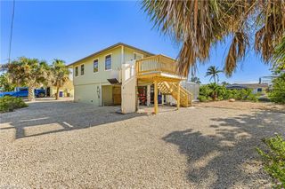 3637 Schooner LN, St. James City, FL 33956