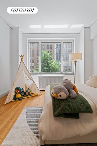 333 E 57th St Apt 4A, New York City, NY 10022