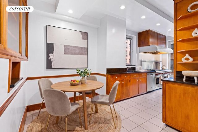 333 E 57th St Apt 4A, New York City, NY 10022