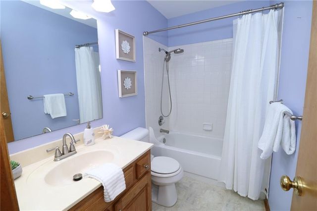 12391 S Parker Terrace, Olathe, KS 66061