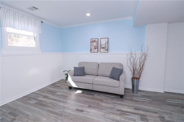 12391 S Parker Terrace, Olathe, KS 66061