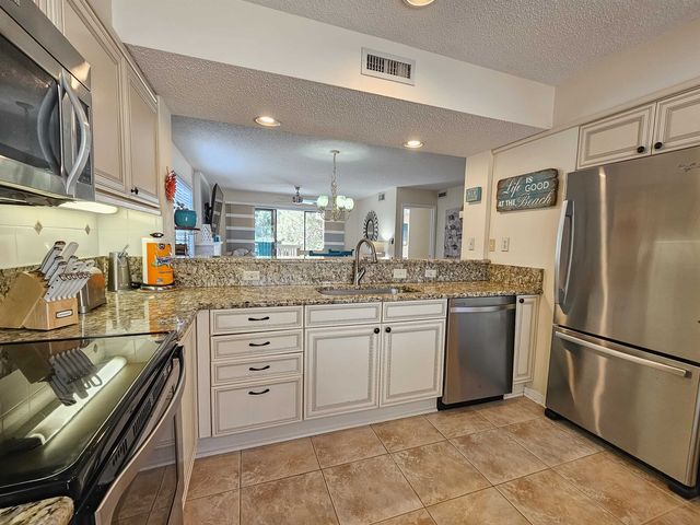 226 Westleton Dr Apt 19A, Myrtle Beach, SC 29572